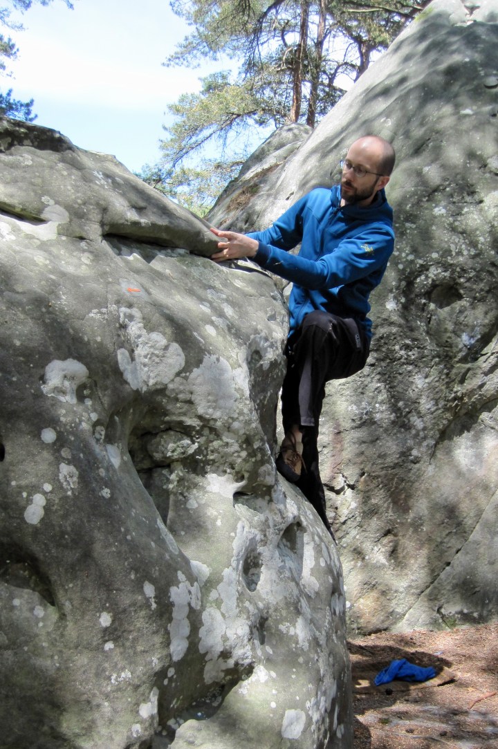 Bouldering at Fontainebleau in the Straibo Hoody